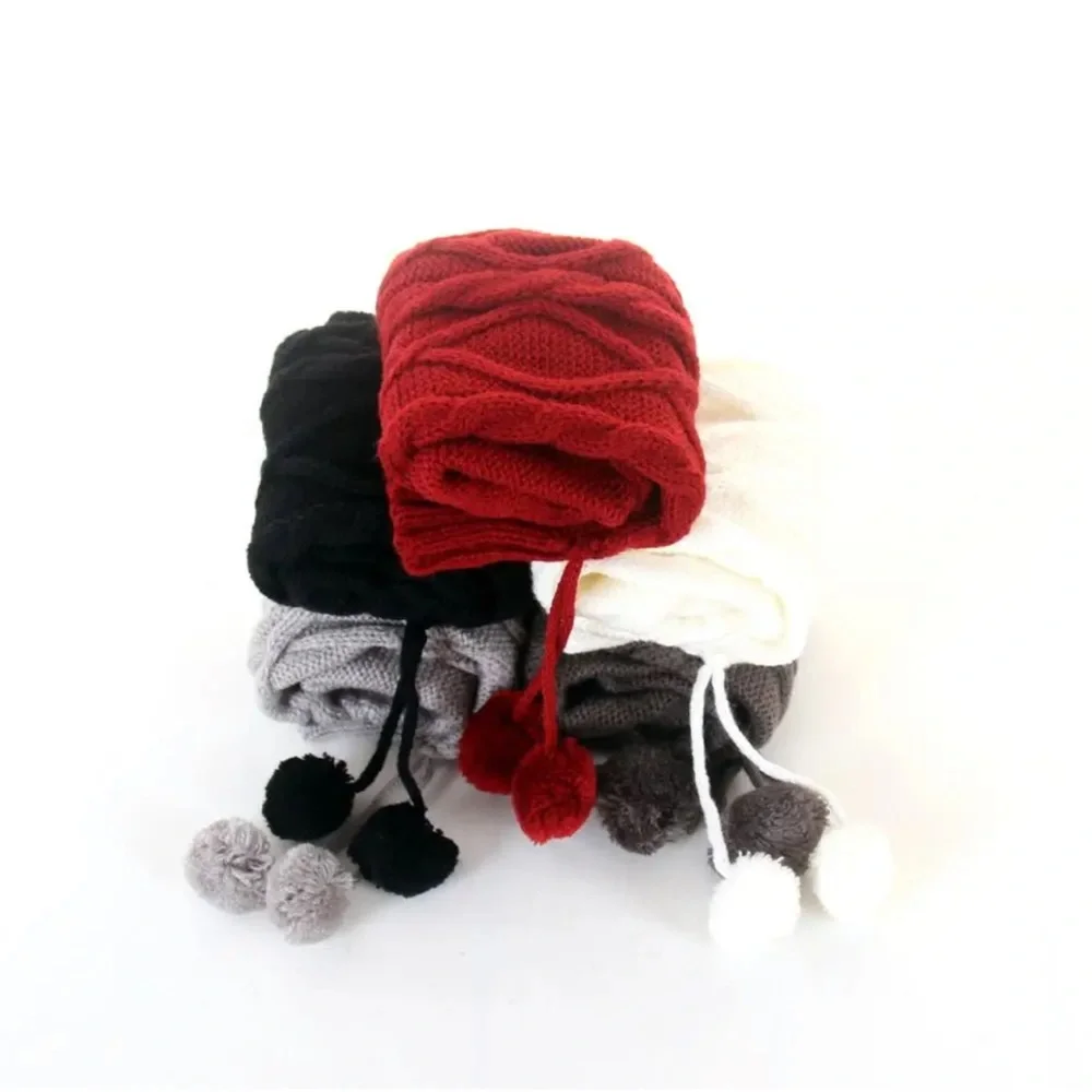 Cream - Cable knit socks with pom poms